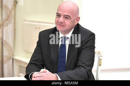 FIFA-Präsident Gianni Infantino bei einem Treffen mit dem russischen Präsidenten Wladimir Putin im Kreml Februar 20, 2019 in Moskau, Russland. Stockfoto