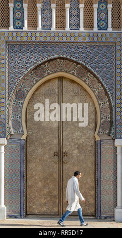 Berühmte Eingang nach Dar el-Makhzen Royal Palace, Fes Stockfoto