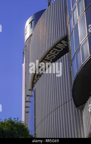 Äußere des National Art Center, Tokio, Japan Stockfoto