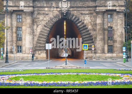 Adam Clark Tunnel unter dem Burgberg in Budapest, Ungarn Stockfoto