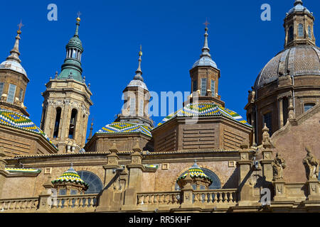 Zaragoza Spanien Dom Dach Detail Stockfoto