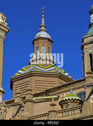 Zaragoza Spanien Dom Dach Detail Stockfoto