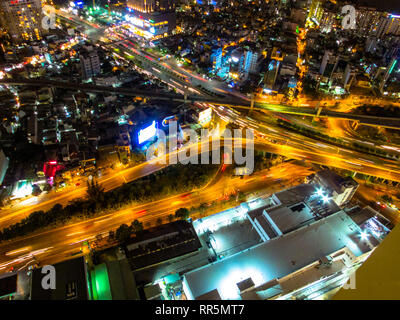 Saigon Stadt bei Nacht Blick von oben | Sekt Ho Chi Minh City in Vietnam im Jahr 2019 Stockfoto