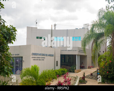 Arecibo, Puerto Rico. Januar 2019. : Das Radioteleskop Arecibo Observatorium in den Hügeln von Arecibo, Puerto Rico. Stockfoto