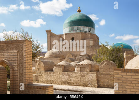 Alten Krypten, die an den Wänden der mausoleum Pakhlavan Makhmud architektonischen Komplex, Chiwa, Usbekistan Stockfoto