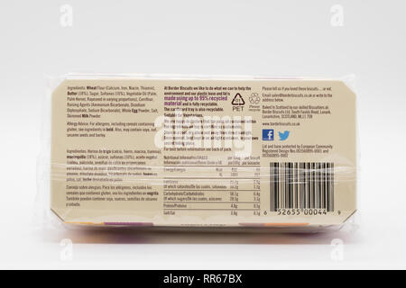 Largs, Schottland, UK - 22. Februar 2019: Grenze der Marke sultana Kekse in recycelbare Verpackung mit Recycling und die Nährwertangaben auf der Rückseite. Stockfoto