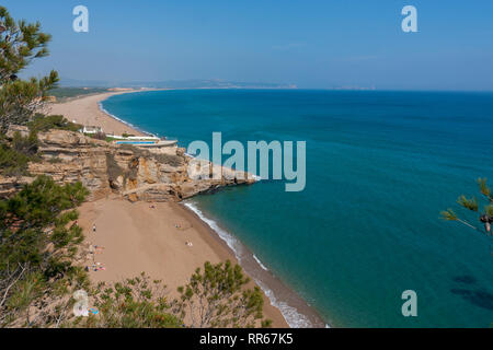 Luftaufnahme von Sant Pere Pescador Strand. Costa Brava, Alt Empordà, Girona, Katalonien, Spanien Stockfoto