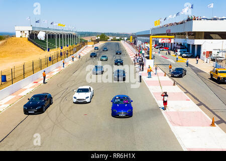 Johannesburg, Südafrika - 05 Oktober 2013: Aston Martin Owner's Track Day Stockfoto