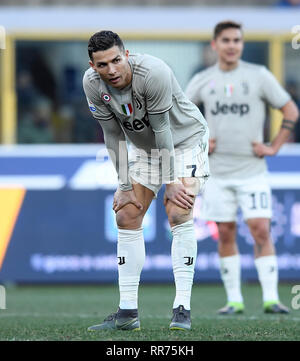 Bologna, Italien. 24 Feb, 2019. Juventus ist Cristiano Ronaldo reagiert während einer Serie ein Fußballspiel zwischen Bologna und FC Juventus in Bologna, Italien, 24.02.2019. FC Juventus Turin gewann 1:0. Credit: Augusto Casasoli/Xinhua/Alamy leben Nachrichten Stockfoto