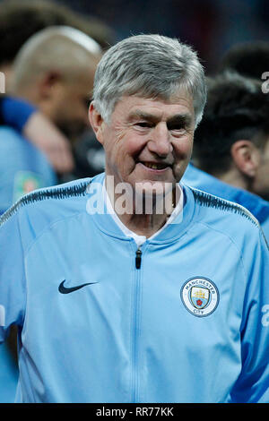 London, Großbritannien. 24 Feb, 2019. Manchester City FC co-assistant Trainer, Brian Kidd während der efl Carabao Pokalspiel zwischen Chelsea und Manchester City im Wembley Stadion, London, England am 24. Februar 2019. Foto von Carlton Myrie. Nur die redaktionelle Nutzung, eine Lizenz für die gewerbliche Nutzung erforderlich. Keine Verwendung in Wetten, Spiele oder einer einzelnen Verein/Liga/player Publikationen. Credit: UK Sport Pics Ltd/Alamy leben Nachrichten Stockfoto