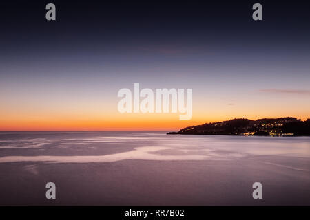 Landschaft auf das Meer und den Strand, die Sonne in der Costa Tropical almunecar Spanien Stockfoto