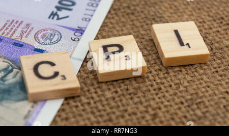 Vpi Verbraucherpreisindex Wort mit der indischen Währung. Stockfoto