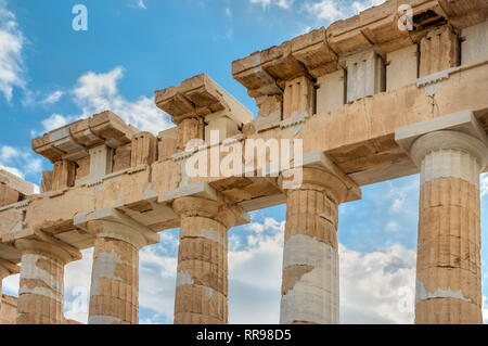 Fragment des Parthenon, eine archaische Tempel auf der Akropolis von Athen, 438 v. Chr. in Athen, Griechenland gebaut Stockfoto