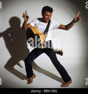 TED HEROLD, Rock'n'Roll-Sänger, mit Gitarre, 80er Jahre. United Archives/Kpa/Reiss/Portrait, Musik, Sänger, Musiker, Rock'n'Roll, 80er/Überschrift: TED HEROLD Stockfoto