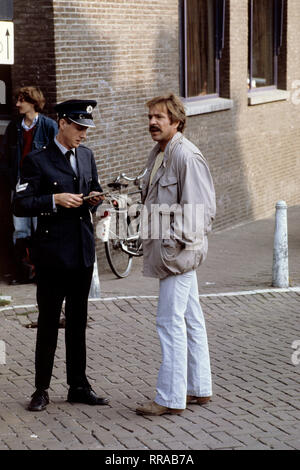 TATORT/Kuscheltiere/D 1982/Hajo Gies/GUUS VAN DER (holländischer Polizist), Götz George (Horst Schimanski) Goetz George 29408/Überschrift: TATORT/D 1982 Stockfoto