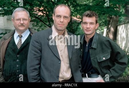 SISKA/Tod eienr Würfelspielerin/1998/Vadim Glowna/WERNER SCHNITZER (Jacob Hahne), Peter Kremer (Peter Siska), Matthias FREIHOF (Lorenz Wiegand) C 41666/Überschrift: SISKA/D 1998 Stockfoto