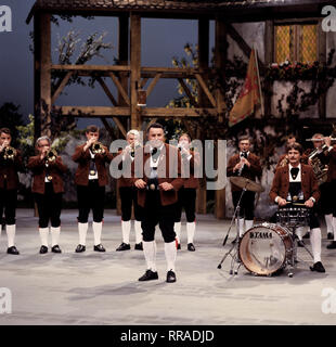 ORIGINAL KAPELLE EGERLAND, 90er Jahre. Eda/Volksmusik, Kapelle, 90 Äh, Tracht/Überschrift: ORIGINAL KAPELLE EGERLAND Stockfoto