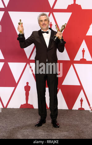Hollywood, Kalifornien, USA. 24 Feb, 2019. Alfonso Cuaron, auf der 91. jährlichen Academy Awards Presse in Hollywood und Highland am 24. Februar 2019 in Hollywood, Kalifornien. Credit: Faye Sadou/Medien Punch/Alamy leben Nachrichten Stockfoto