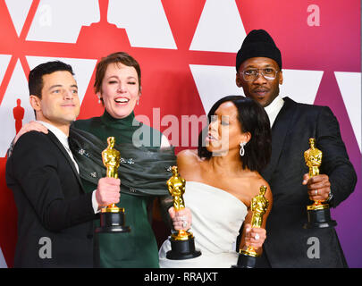 Los Angeles, USA. 24 Feb, 2019. Rami Malek Sieger Beste Darsteller in einer Hauptrolle Award für "Bohemian Rhapsody", Olivia Colman Sieger Beste Hauptdarstellerin für den Film "Der Favorit", Mahershala Ali Gewinner bester Schauspieler in einer Nebenrolle für "Grünbuch" und Regina König Sieger beste Schauspielerin in einer Nebenrolle für "Wenn der Beale Street Talk auf der 91. jährlichen Academy Awards in der Presse Raum könnte Während in Hollywood und Highland pose am 24. Februar 2019 in Hollywood, California Credit: Tsuni/USA/Alamy leben Nachrichten Stockfoto