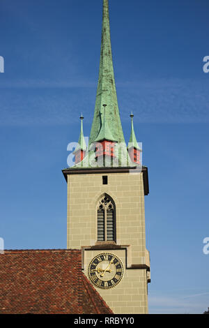 Nahaufnahme von nydegg Kirche in der Altstadt von Bern, der Hauptstadt der Schweiz. Stockfoto