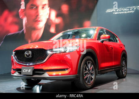 Nonthaburi-Thailand Dec 5 2017: Mazda CX-5 auf der 34th Thailand International Motor Expo 2017 Dez. 1 - 11 DEZ 2017 an der Auswirkung von Challenger Stockfoto