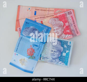 Ausländisches Geld Banknoten; Malaysische Ringgit, 10 Ringgit und 1 Ringgit Noten Bank Negara Malaysia Stockfoto