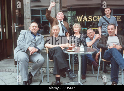 TATORT/Quartett in Leipzig/Kahl stellt sich heraus, dass die 'Alten Herren' kurz vor Sitemap Tod noch miteinander telefoniert haben. Auch fahren Freddy Schenk und Max Ballauf / Leipzig. /Die Wege der Nummern-oper Kommissar-Duos aus Leipzig und Köln kreuzen sich zum ersten Mal klare Einigung, jeder Maßhilfslinien in seinem Revier. Doch der Schlüssel zum Verbrechen Balatonfüred der Burschenschaft... /V. l. n. r.: Schenk (Dietmar Bär) und Kain (BERND MICHAEL LADE), Ehrlicher (PETER SODANN), Frederike (ANNE KATHRIN BÜRGER), Walter (WALTER NICKEL), Manuel (FABIAN BOSCH), Ballauf (KLAUS J: behrendt)/N/, 26 DFAt Stockfoto