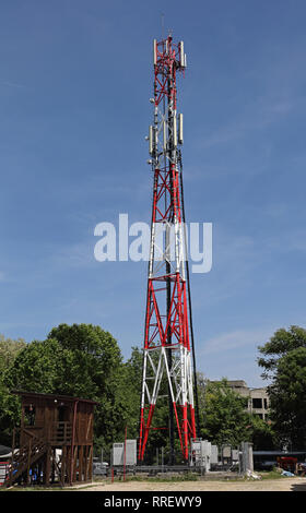 Zelle Turm GSM-Telefon Kommunikation Antenne Stockfoto