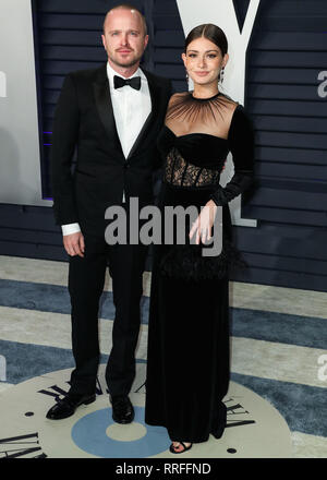 BEVERLY HILLS, Los Angeles, CA, USA - 24. Februar: Aaron Paul und Frau Lauren Parsekian am 2019 Vanity Fair Oscar Partei kommen im Wallis Annenberg Center für Darstellende Künste am Februar 24, 2019 in Beverly Hills, Los Angeles, Kalifornien, Vereinigte Staaten. (Foto von Xavier Collin/Image Press Agency) Stockfoto