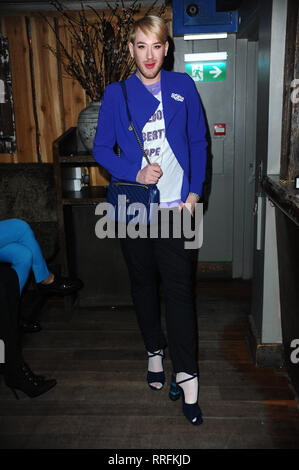 London, Großbritannien. 25 Feb, 2019. Lewis-Duncan Weedon während der Claudette die Marke X Limonade Puppen, Modenschau, gesehen, hosted bei 3-4 Archer Street in London. Credit: Terry Scott/SOPA Images/ZUMA Draht/Alamy leben Nachrichten Stockfoto