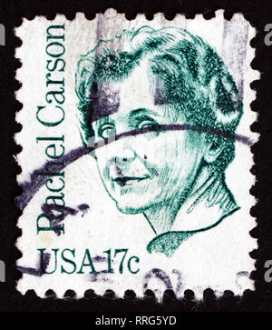 Vereinigte STAATEN VON AMERIKA - ca. 1981: einen Stempel in den USA gedruckten zeigt Rachel Carson, Meeresbiologe und Naturschützer, ca. 1981 Stockfoto