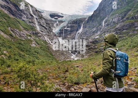 Kjenndal Gletscher und Umgebung, Norwegen, Skandinavien, Europa Stockfoto