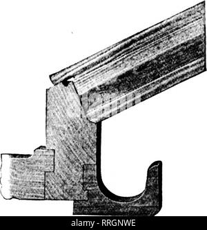 . Floristen Review [microform]. Blumenzucht. 164 Die Floristen^ Review, 4. März 1920. Bar auf dem Dach an der Dachrinne Hinweis eines der Merkmale der Callahan Cut-to-P'es Bau - die Lap und schräge Schulter von der Bar auf dem Dach auf die Dachrinne, die eine doppelte geschweifte Klammer. Auch die extra breiten Dachträgers, der nicht so leicht mit Flusen und Staub lill. Die Stärke und Einfachheit der Cal-lahan Design wird Ihnen gefallen - und die Lebensdauer Ihrer grün-Haus zu verlängern. Die Kostenreduzierung in diesen Tagen ständig steigender Kosten, ist es befriedigen - ing, zu wissen, daß wissenschaftliche Planung und moderne fac - tory Ausrüstung und Stockfoto