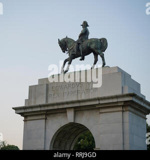 Statue von Edward VII., Victoria Memorial, Kolkata, West Bengal, Indien Stockfoto