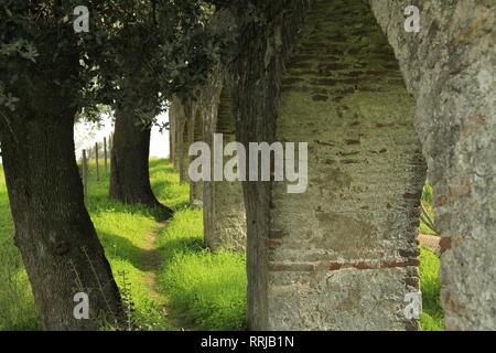 Wanderweg, Agua de Prata Aquädukt, Évora, Alentejo, Portugal Stockfoto