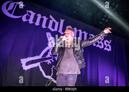 Norwegen, Oslo - 21. Februar 2019. Der schwedischen Doom Metal Band Candlemass führt ein Live Konzert in Oslo Spektrum in Oslo. Hier Sänger Johan Längqvist wird gesehen, live auf der Bühne. (Foto: Gonzales Foto - Terje Dokken). Stockfoto