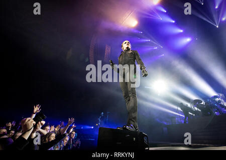 Norwegen, Oslo - 21. Februar 2019. Der schwedischen Doom Metal Band Ghost führt ein Live Konzert in Oslo Spektrum in Oslo. Hier Sänger Tobias Forge alias Kardinal Copia gesehen wird live auf der Bühne. (Foto: Gonzales Foto - Terje Dokken). Stockfoto