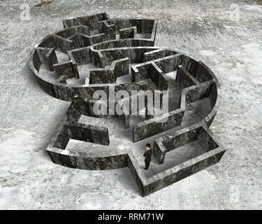 Mann in Geld Form Labyrinth mit dreckigen Beton texturiert. Stockfoto