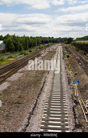 Neue eisenbahnstrecke in Bolton gelegt werden auf der Preston zu Manchester Railway Line als Teil der Route Elektrifizierung und Modernisierung. Stockfoto