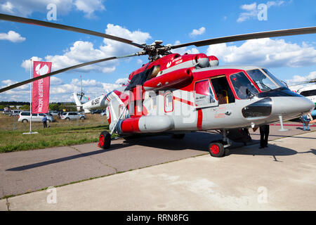 Eine Mehrzweck-MI-8 AMT (MI-171) bei der Ausstellung der internationalen Luft- und Raumfahrt salon MAKS-2011, Schukowski, Russland Stockfoto