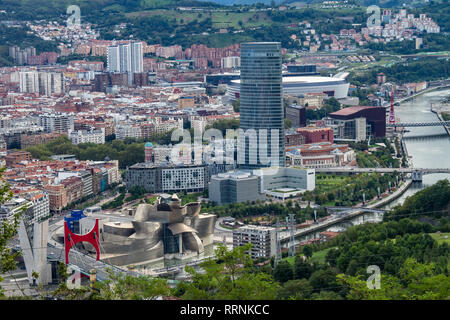 Panoramablick von Bilbao aus Artxanda Berg. Bilbao in Spanien Stockfoto