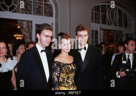 Baronin Francesca von Thyssen Bornemisza, mit ihrem Mann Karl von Habsburg-Lothingen, Ca. 1994. Baroness Francesca von Thyssen Bornemisza mit ihrem Ehemann Karl von Habsburg Lothringen, Ca. 1994. Stockfoto