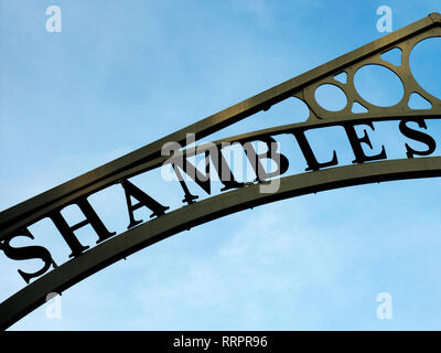 Shambles Schild am Eingang zu Newgate Markt Stadt York Yorkshire England Stockfoto