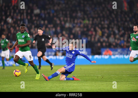 LEICESTER, UK, 26. Februar Leicester City, Jamie Vardy (9) Kreuze die Kugel während der Premier League Match zwischen Leicester City und Brighton und Hove Albion für die King Power Stadion, Leicester am Dienstag, 26. Februar 2019. (Credit: Jon Hobley | MI Nachrichten & Sport Ltd) Stockfoto