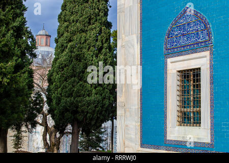 Bursa/Türkei - am 29. Januar 2019: Yesil Turbe (Grab) und Yesil Moschee Stockfoto