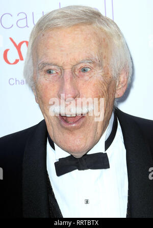 Jun 25, 2015 - London, England, UK-Caudwell Kinder- Butterfly Ball im Grosvenor Hotel, Park Lane - Roter Teppich Ankünfte Foto zeigt: Bruce Für Stockfoto