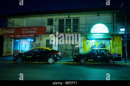 Geparkte Taxis in Santiago de Chile Stockfoto