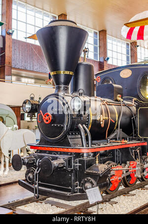 Alte Lokomotive in der Tesla Museum in Zagreb. Stockfoto