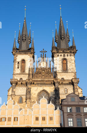 Prag - die gotische Kirche der Muttergottes vor dem Teyn. Stockfoto