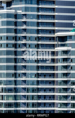 Modernen Glasfassade hochhaus Office Center. Stockfoto